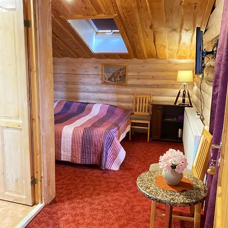 Guest house Kuelalistemaja *