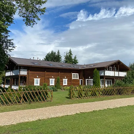 Guest house Kuelalistemaja