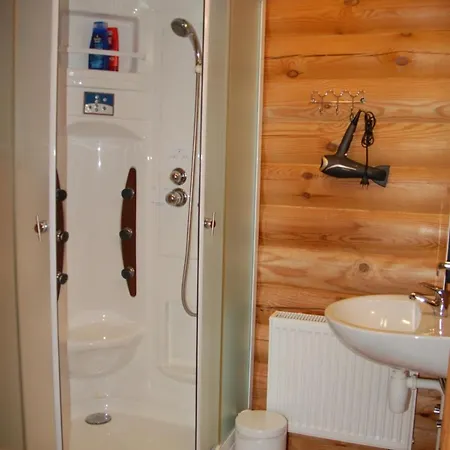 Guest house Kuelalistemaja Vehendi