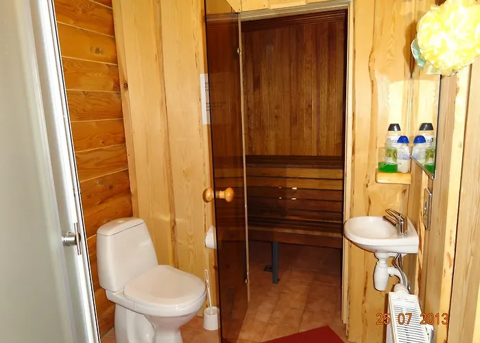 Guest house Kuelalistemaja